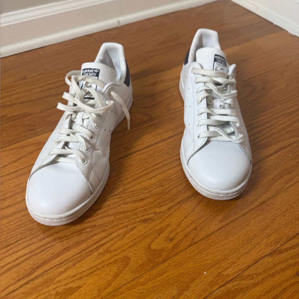 Adidas Stan Smith – White/Navy – Men’s 11.5 Sneakers - Picture 2 of 9